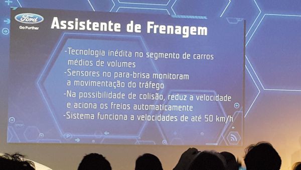 Tecnologias como o assistente de frenagem são um dos requisitos para que, no futuro e com maior desenvolvimento das vias, tenhamos direção autônoma